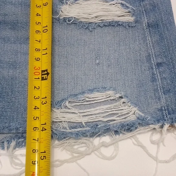 Reformation Lola Denim Jean Short - Picture 8 of 9